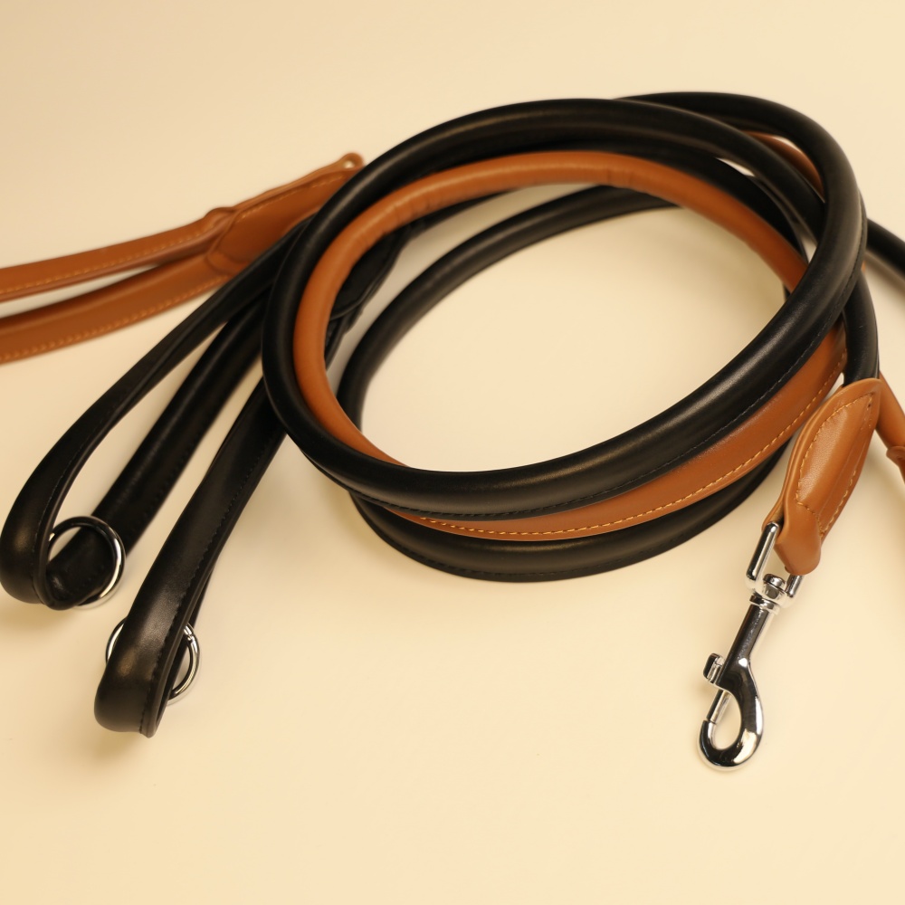 Rolled soft leather dog lead